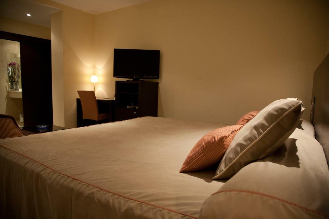 Hotel El Meson 托立荷斯 外观 照片