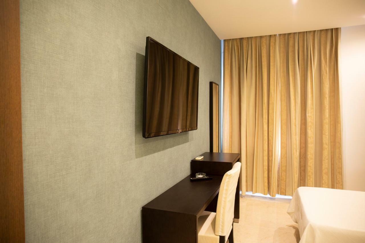 Hotel El Meson 托立荷斯 外观 照片